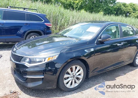 2018 Kia Optima Lx z USA, uszkodzony, nr VIN 5XXGT4L30JG257159